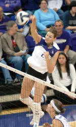 Huskies Sweep Oregon State