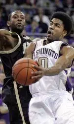 No. 25 Washington Storms Past Idaho, 90-67