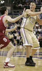 No. 17 Washington Defeats Stanford, 75-57