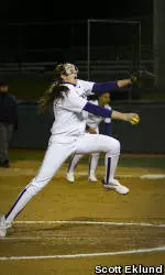 No. 4/4 Huskies Handle Bulldogs In Opening Game