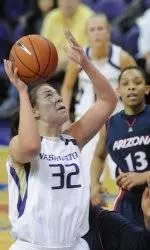 Huskies Win Third Straight, Down Arizona 60-58