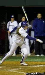 Husky Softball Classic Survives Rain, Huskies Get Two Wins