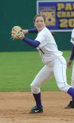 Softball Falls To No. 7 ASU, 2-1