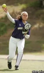 UW's New Softball Angle: Tuiasosopo's Teaching on Pitching Geometry