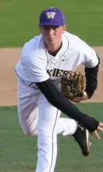 Lamar Takes Doubleheader From Huskies