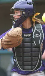 Huskies Defeat Nevada, 10-2