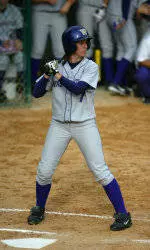 Softball Falls To #9 Stanford, 3-2