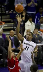 UW Impressive In 118-64 Opening Victory Over McNeese State