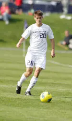 Huskies Stretch Unbeaten Streak To Seven