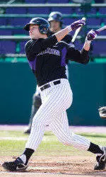 No. 13 Arizona Beats Washington, 4-1