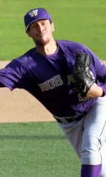 UW Heads Out To Oregon For Second Straight Road Weekend