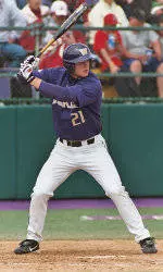 Stanford Takes Series With 10-7 Win