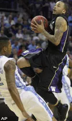 No Buzzer Beaters This Time: Gallant Huskies Fall to UNC 86-83 in NCAAs