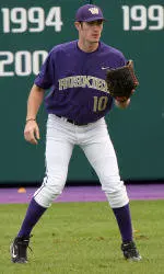 Diamond Dawgs Sweep Doubleheader, 7-5 and 4-1