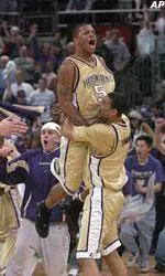 UW Men Receive NCAA Tournament Invitation