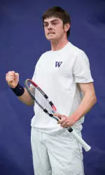 Huskies Tripped Up In Boise By Broncos