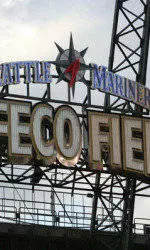 Dawgs Set To Face UCLA Friday At Safeco Field