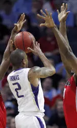 Thomas, Huskies Take Lead Then Hang on to Beat Georgia 68-65; Get UNC Next in NCAAs
