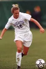 Putz Nets Lone Goal in UW Women's Soccer Victory