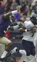 Huskies Fall To The Wildcats, 23-13