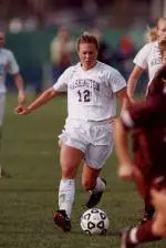 #18 UW Women's Soccer Falls 2-1 at #4 Stanford