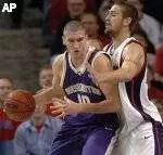 No. 13 Huskies Can't Handle No. 18 Zags In Spokane