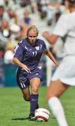 No. 4 UW Women Continue 10-Game Trip