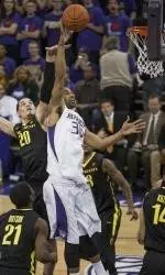 Gaddy, UW Push But Don't Succeed, Lose To Ducks