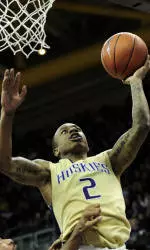 Huskies' Bitter-Cold Half Leads to Huge Hole, Stunning Loss to WSU