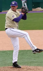 Diamond Dawgs Host Vulcans For Three