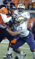 Comeback Bid Falls Short, Huskies Lose 29-23