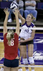 Huskies Continue Winning Ways Against Roadrunners