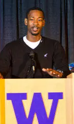 Ross Named MVP At UW Men's Basketball Banquet