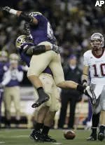 Washington Falls in 100th Apple Cup