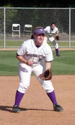 Cal Holds Huskies to Two Hits in 3-1 Win