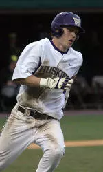 Dawgs Fall To Ducks In Non-Conference Game