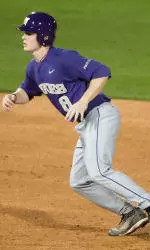 Dawgs & Bruins Square Off This Weekend At Husky Ballpark