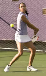 Malovic Advances To Quarters In Pac-10 Invite