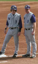 Kizer Homer Leads UW Past Portland, 6-5