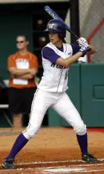 Huskies Down Texas, 5-3; Advance to Championship Sunday