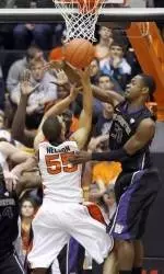 Ross' 21 Leads UW To Rebound Win At Oregon State