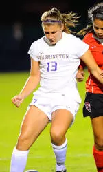 Huskies Fall Just Short Against No. 4 UCLA