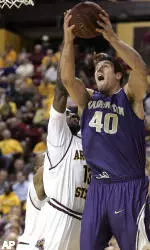 Huskies Unable to End Desert Road Trip with Sweep