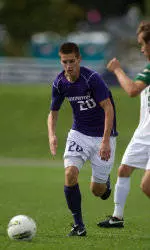 Richards' Two Goals Lift UW Over Cal