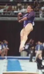 Husky Gymnasts Fall to No. 5 UCLA