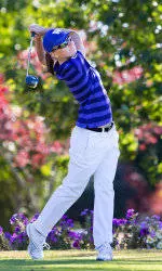 Freshman Thomas Leads UW To 25 Shot Victory