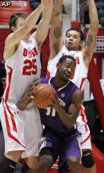 Ross' Late 3 and Free Throws Send UW Past Utah