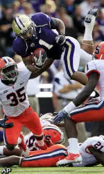 Huskies Sprint Past Syracuse, 41-20