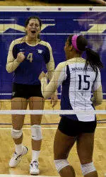 No. 7 Washington Opens 2011 In Long Beach