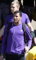 Dawgs Take Show On The Road To Seattle Center